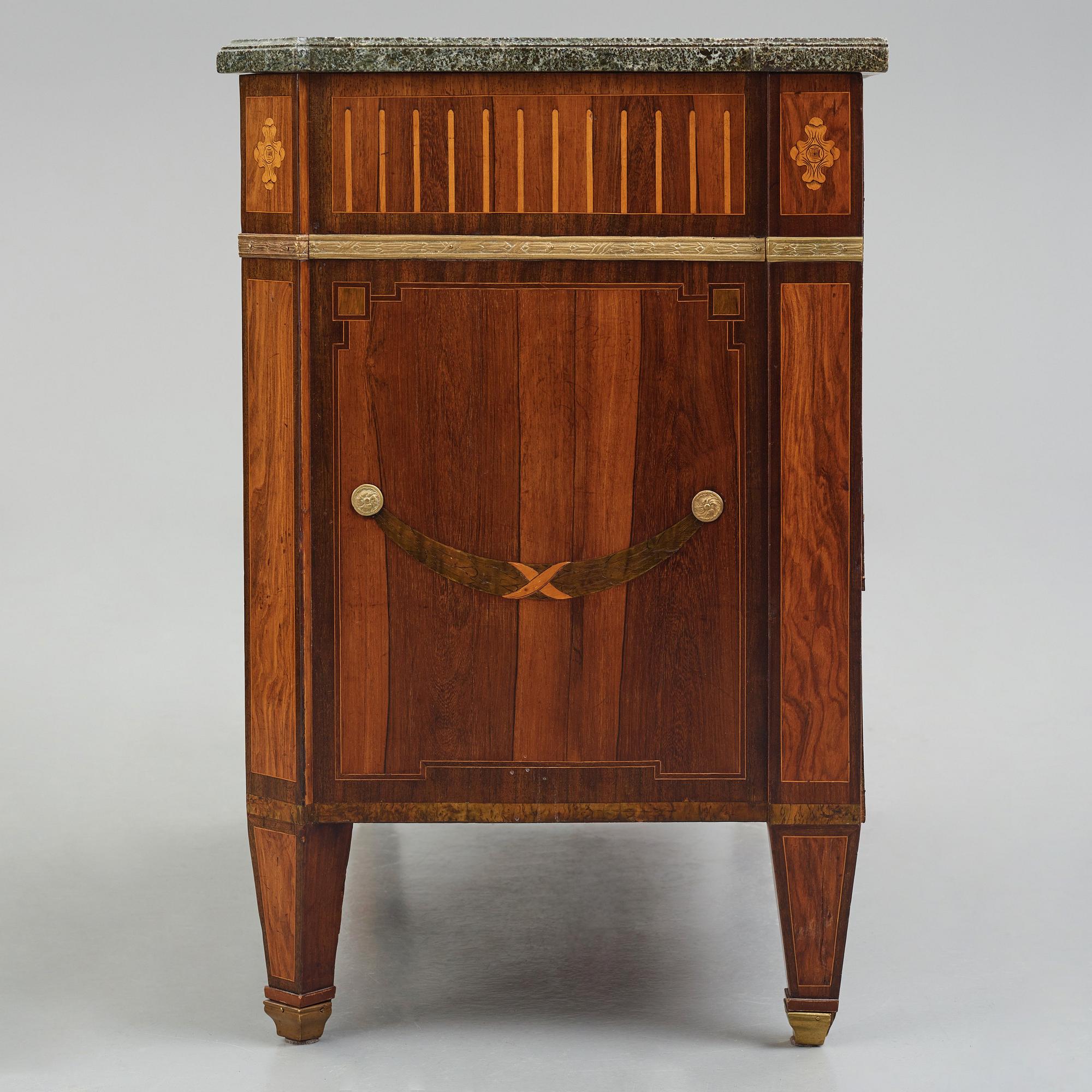 Byrå, av Gustaf Foltiern (mästare i Stockholm 1771-1804), Gustaviansk.