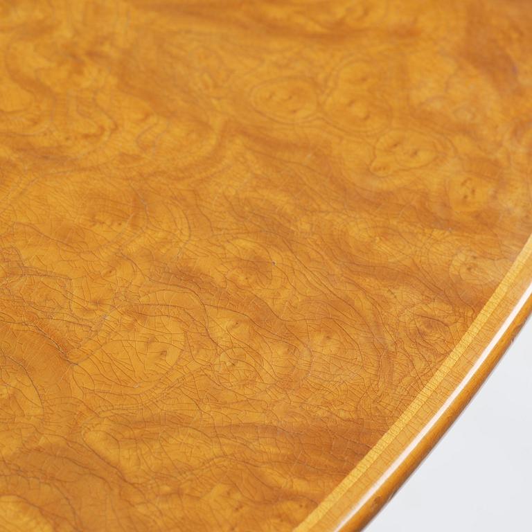 Josef Frank, matbord, modell B 1020, Firma Svenskt Tenn, före 1985.