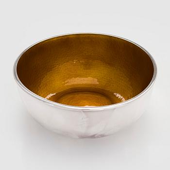 A. Tillander, malja, sterlinghopeaa ja emalia. Turku 2005.