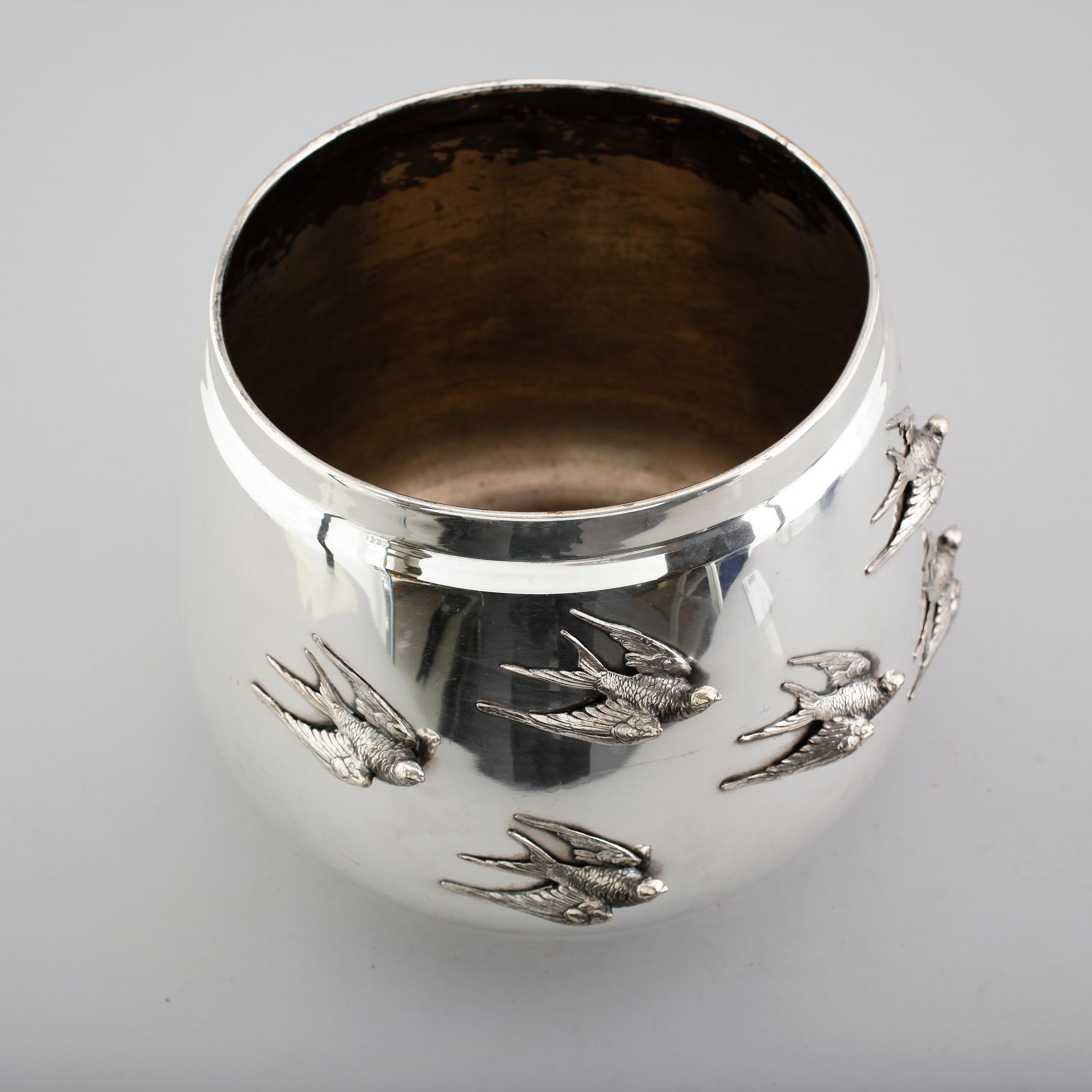 YTTERFODER/VINKYLARE, nysilver, Kayser, datering 1919.
