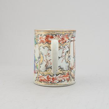 Mugg, kompaniporslin. Qingdynastin, Qianlong (1736-95).