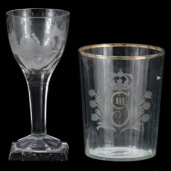 GLAS, 2 st, bla med Gustav III:s monogram, 1700-tal.