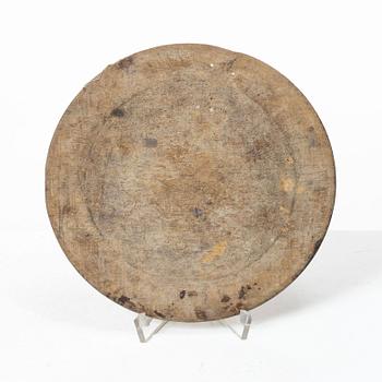 Wooden plates and wooden dishes, 7 pcs, folk art, 19th century.