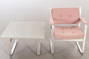 KARL ERIK EKSELIUS, soffbord samt karmstol, "Mondo", JOC möbler, Vetlanda, 1900-talets andra hälft.