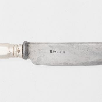 Karl Fabergé, five silver knives, with original steel blades, Moscow circa 1900.