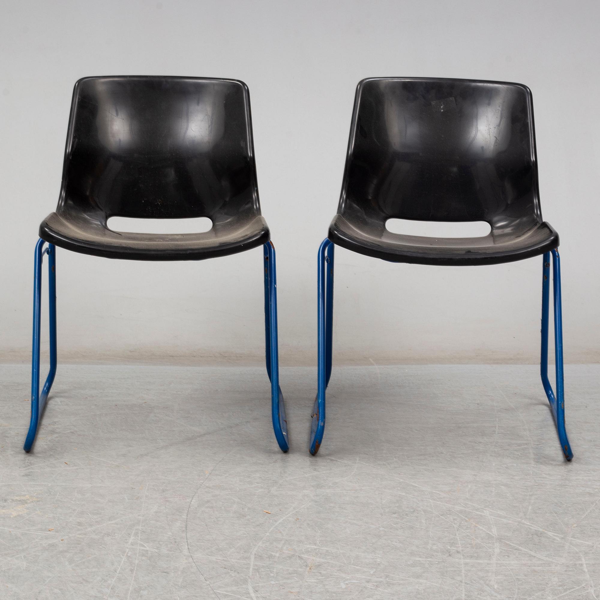SVANTE SCHÖBLOM, seven stackable 'Clipper' chairs from Overman, 1982.