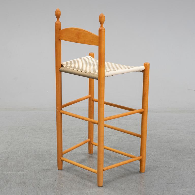 A 20th century Shaker style 'Weaver's Chair'.