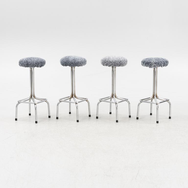 A set of four bar stools, mid 20th Century.