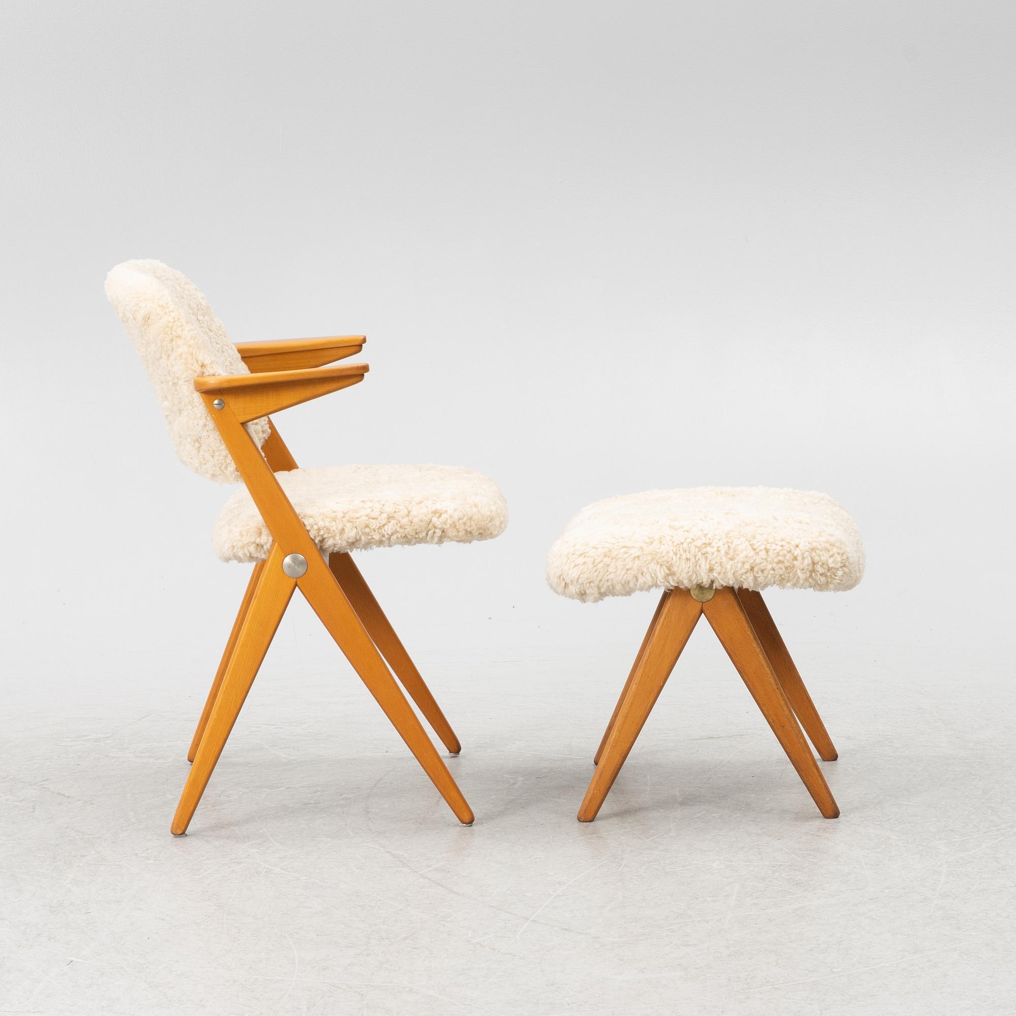 Bengt Ruda, karmstol, modell "562-026", med fotpall, ur "Triva-serien", Nordiska Kompaniet.