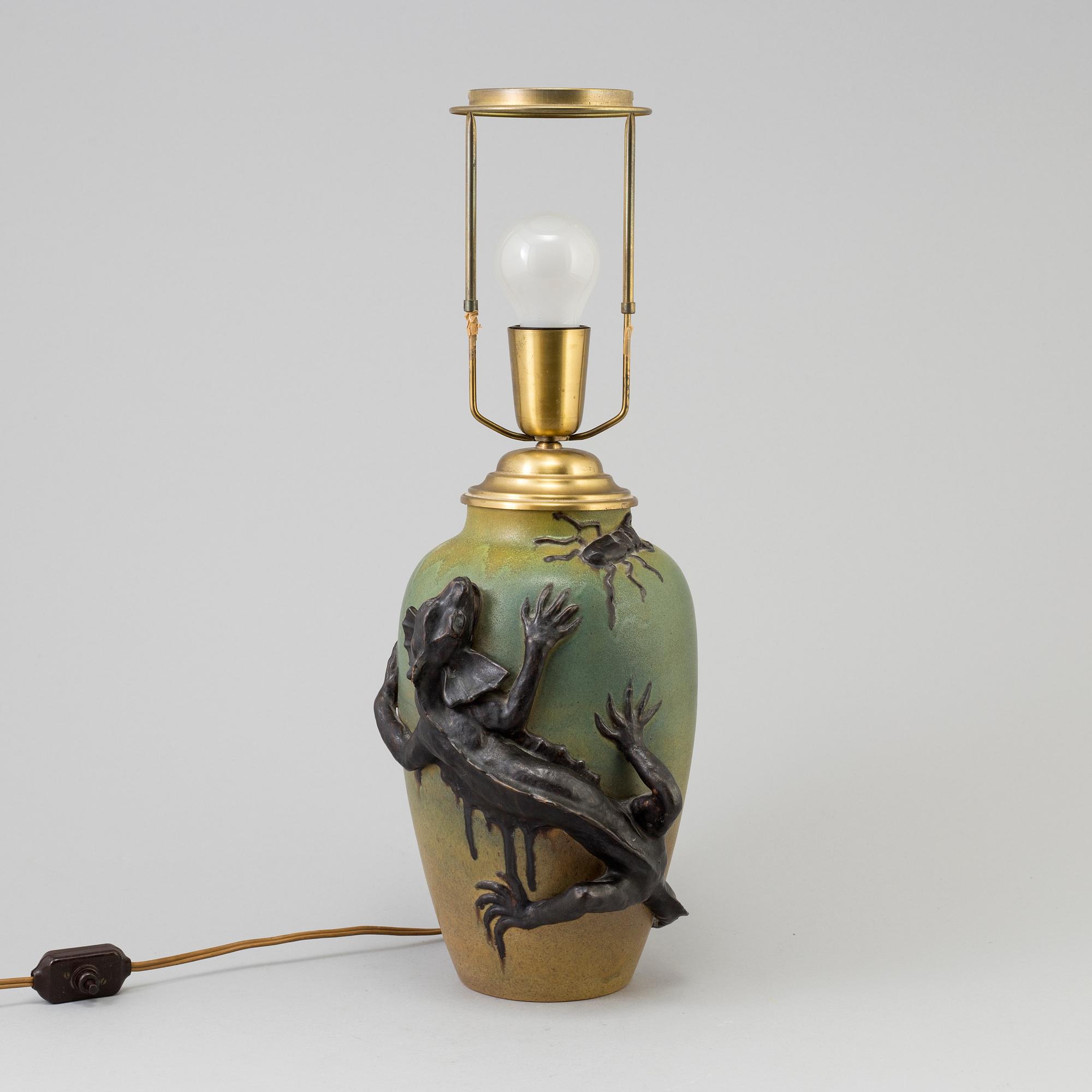 A ceramic Ipsens Enke table light from Denmark.
