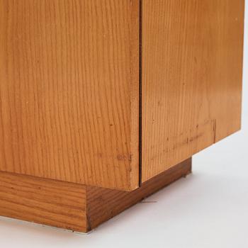 Uno Åhrén, a cabinet, cabinet maker Jörgen Andersson, Sweden, ca 1930.