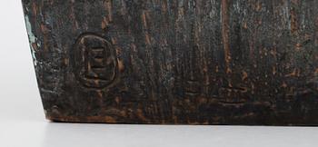 LISS ERIKSSON, skulptur, mörk- och brunpatinerad brons, monogramsignerad och numrerad I/III.