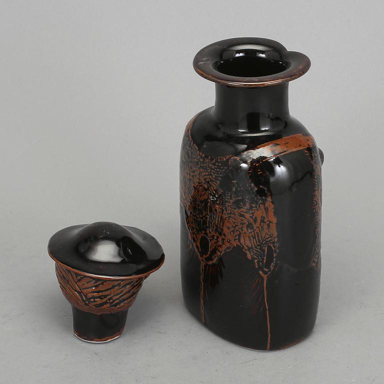 KARAFF, stengods. Stig Lindberg, Gustavsberg studio, 1970-tal.