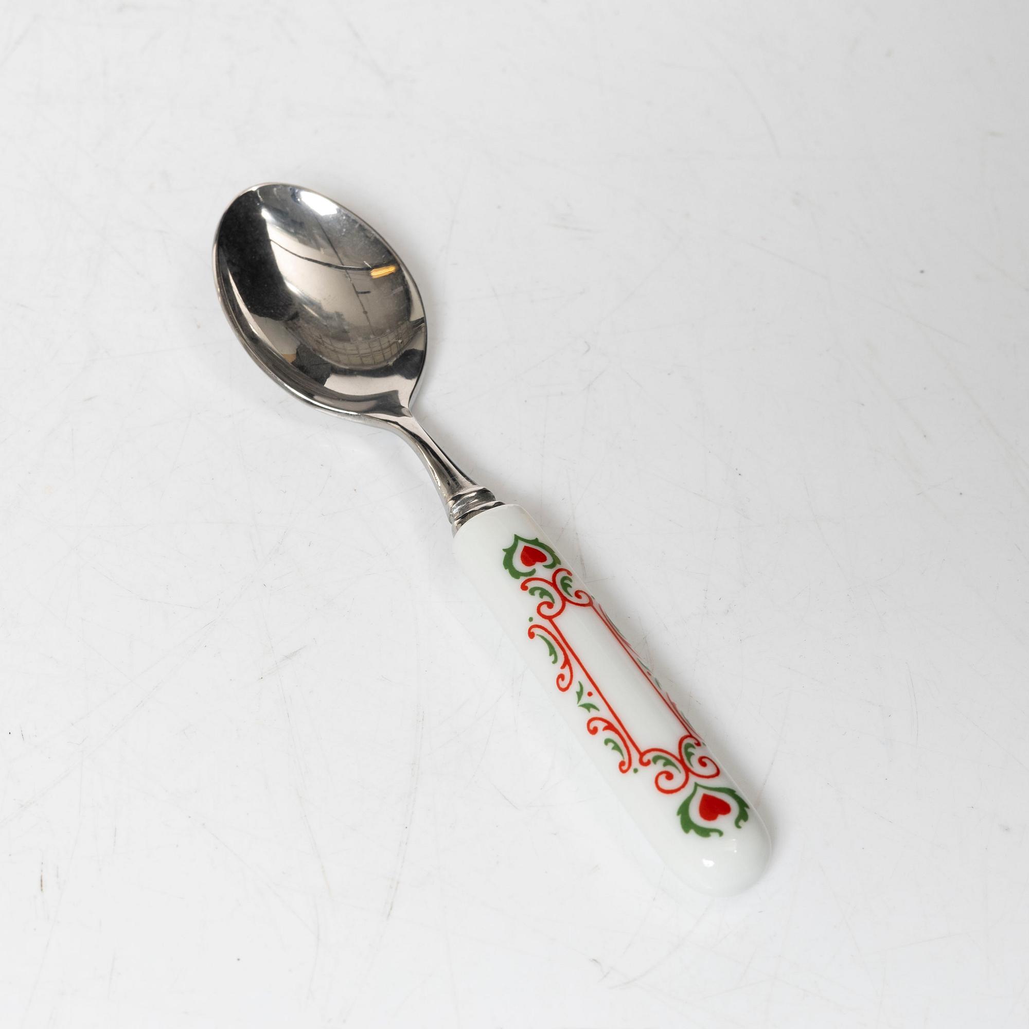 Christmas service, 77 pieces, Christineholm, second half of the 20th century.