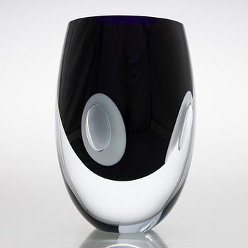 Timo Sarpaneva, a 'Claritas' glass sculpture, signed Timo Sarpaneva Iittala 2001.