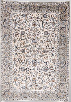 MATTA, Keshan, ca 317x225 cm.