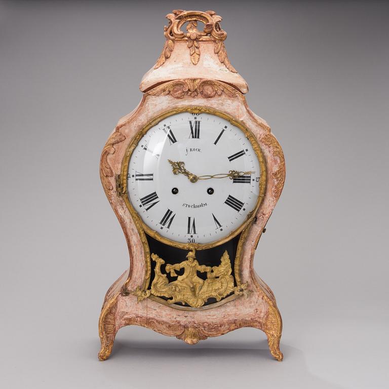 BORDSPENDYL, rokoko, hovurmakare  Jacob Kock, Stockholm verksam 1762-1805.