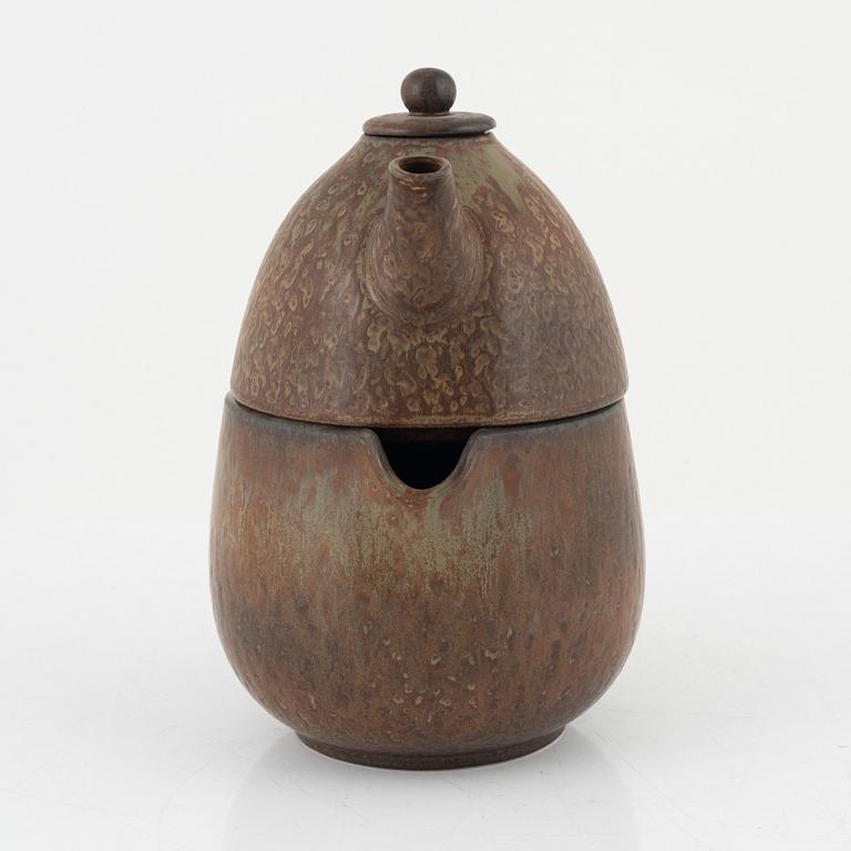 Gunnar Nylund, a stoneware teapot, Rörstrand, second half of the 20th century.