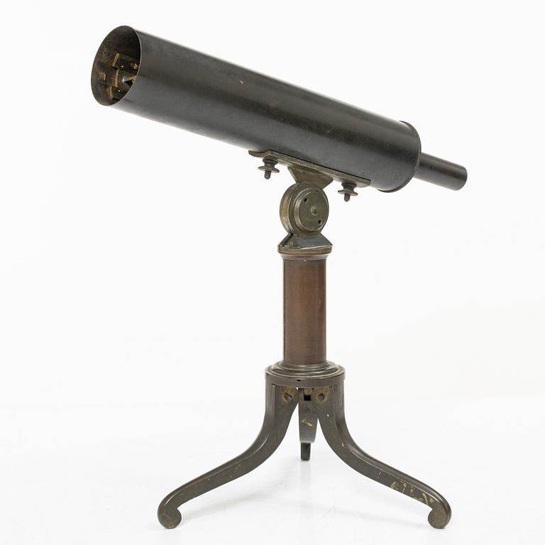 Reflecting telescope, 19th century.