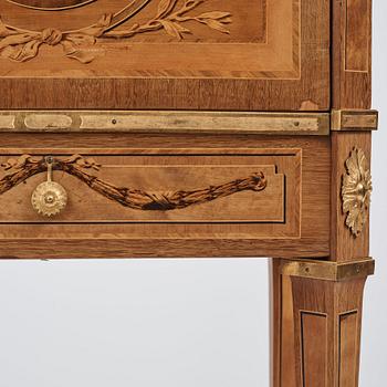 A Gustavian secretaire by George Haupt.