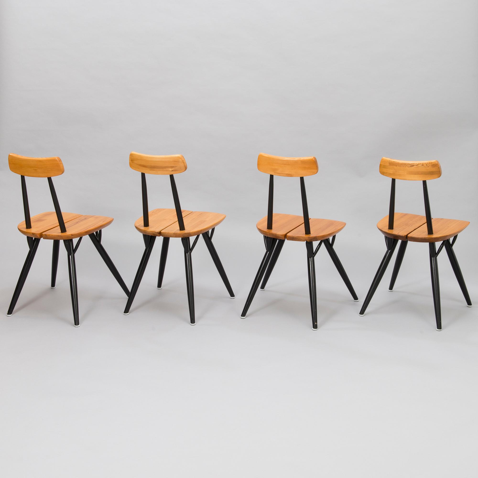 ILMARI TAPIOVAARA, a 1960's 7-piece 'Pirkka' dining set for Laukaan Puu.