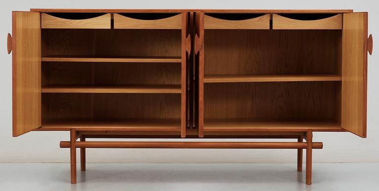 SIDEBOARD, Edvard Kindt Larsen, Danmark för AB Säffle möbelfabrik, 1950/60-tal.