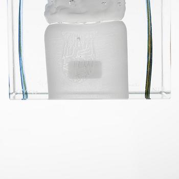 Oiva Toikka, a glass Jubilee Cube, signed and numbered Oiva Toikka Nuutajärvi Notsjö, 58/500 NIB.