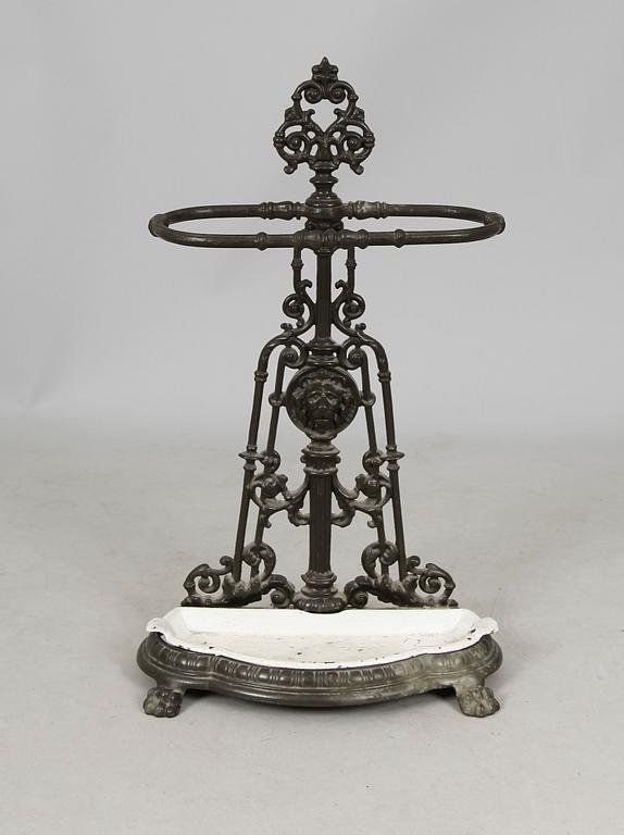 PARAPLYSTÄLL, gjutjärn, 1900-talets första hälft.