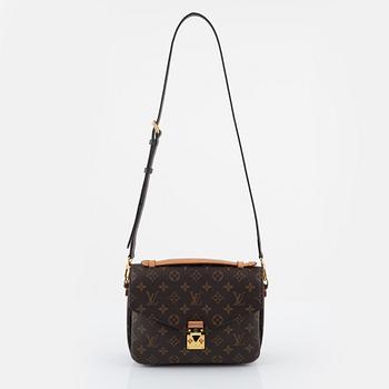 Louis Vuitton, a 'Pochette Metis' monogram canvas handbag, 2020.