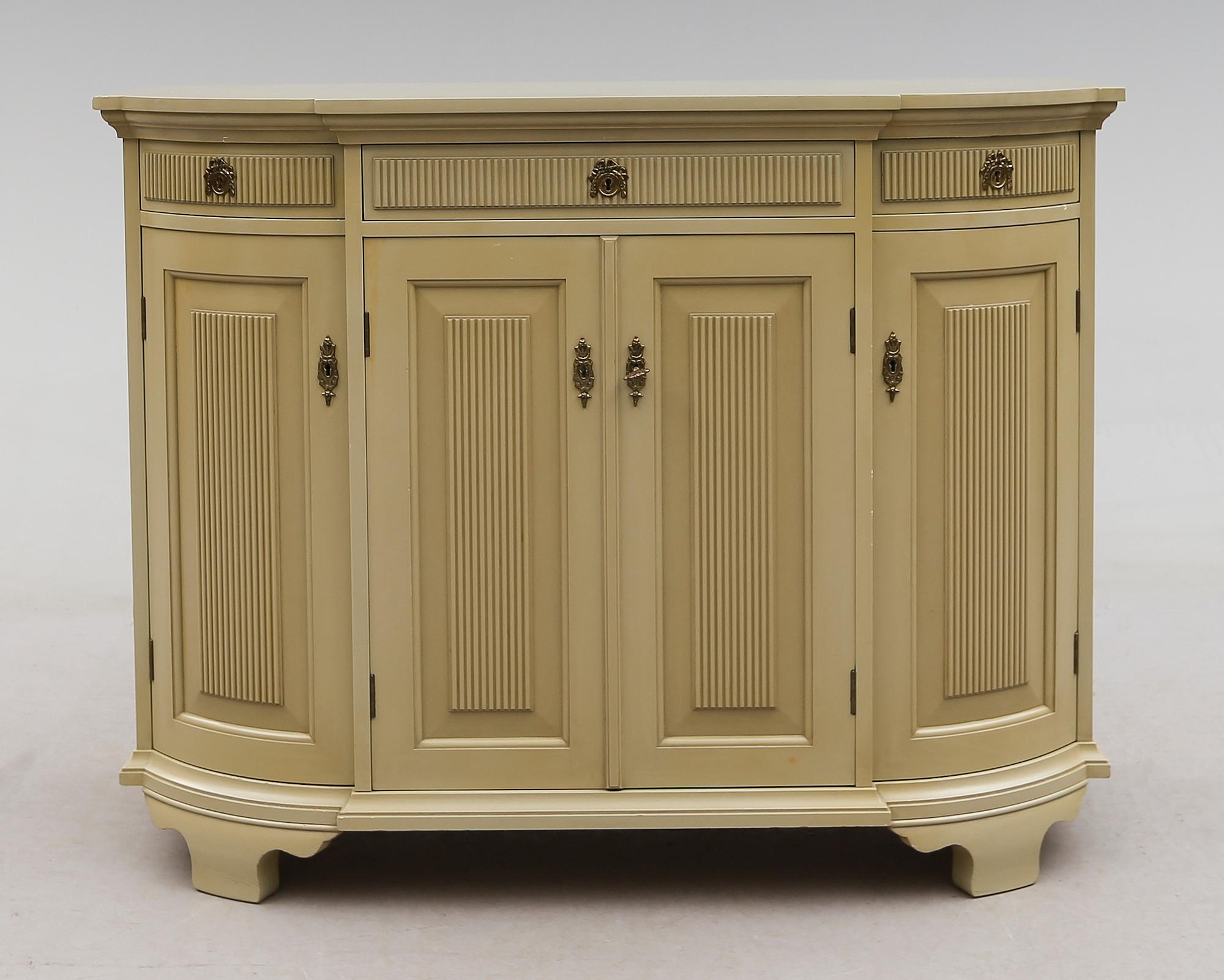 SIDEBOARD, Åmells, gustaviansk stil, 1900-talets andra hälft.