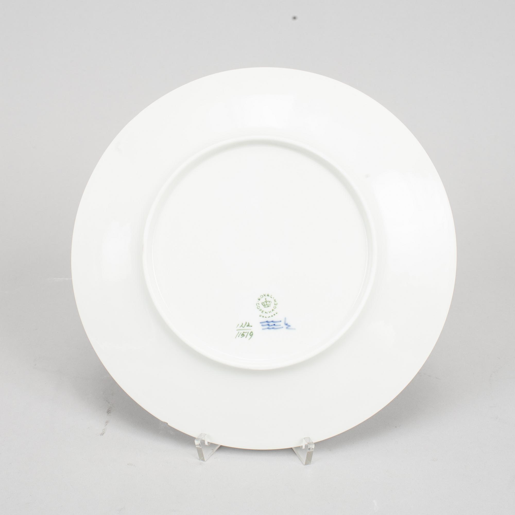 A Royal Copenhagen porcelain service "Blå vifte" by Arnold Krog, 28 pcs, Denmark.