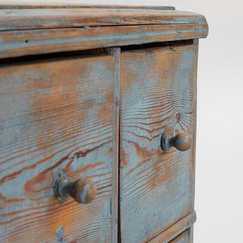 A small dresser, second half of the 19th century.