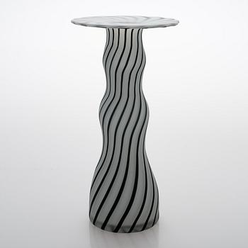 Markku Salo, A 'Donna' glass vase signed Markku Salo, Nuutajärvi.