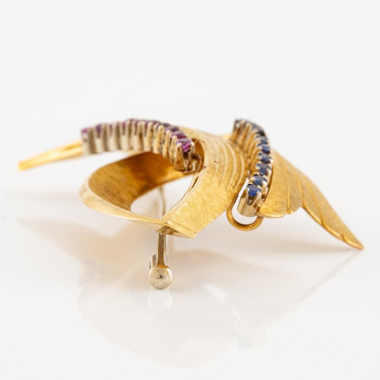 Brosch, 18K guld med rubiner och safirer.