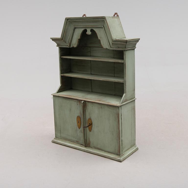 HÄNGSKÅP, 1700-tal.