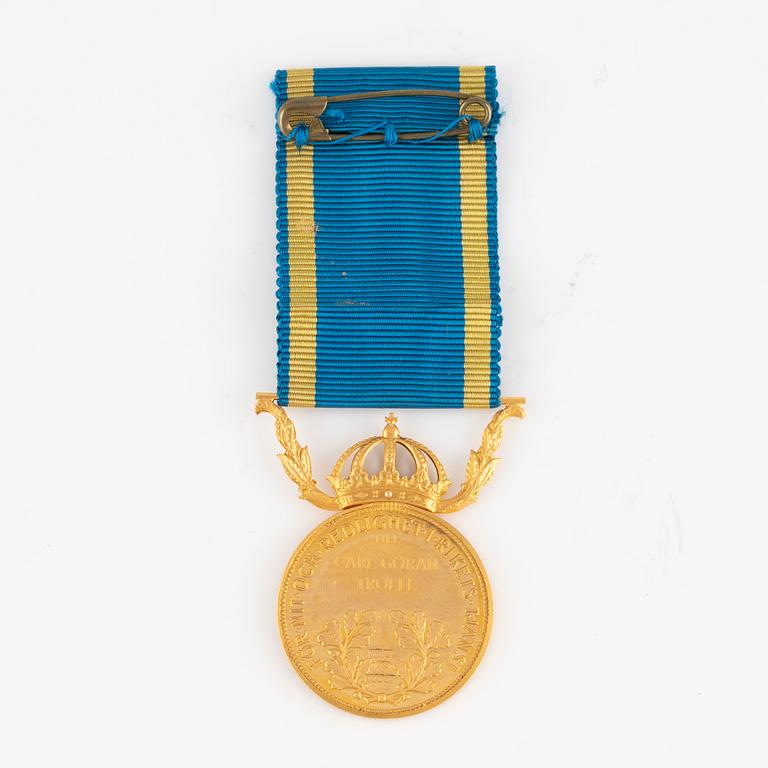 Medal, 23 k gold,