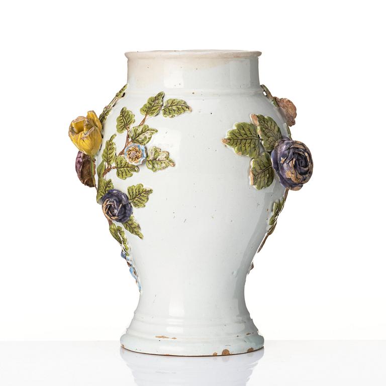 A German faience jar, Hannoversch Münden, 18th Century.