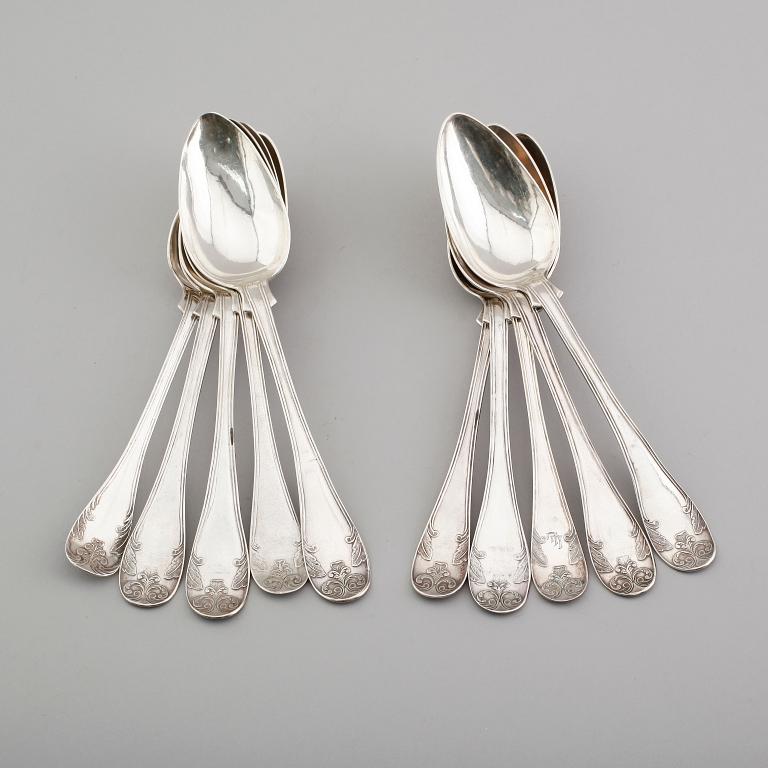 MATSKEDAR, 10 st snarlika, silver, 1800-talets mitt. Vikt ca 538 gram.