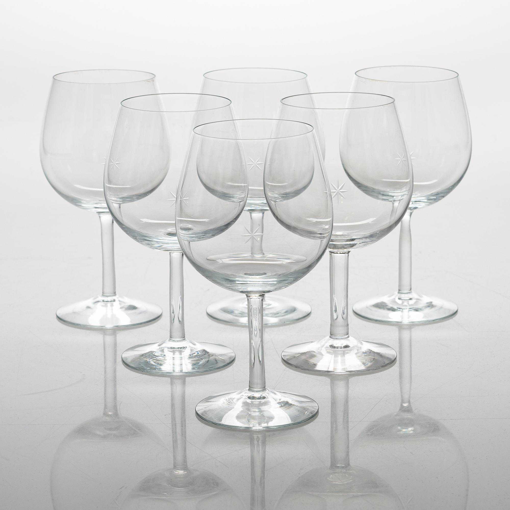 Signe Persson-Melin, a set of 6 wine glasses "Bouquet". Kosta Boda.