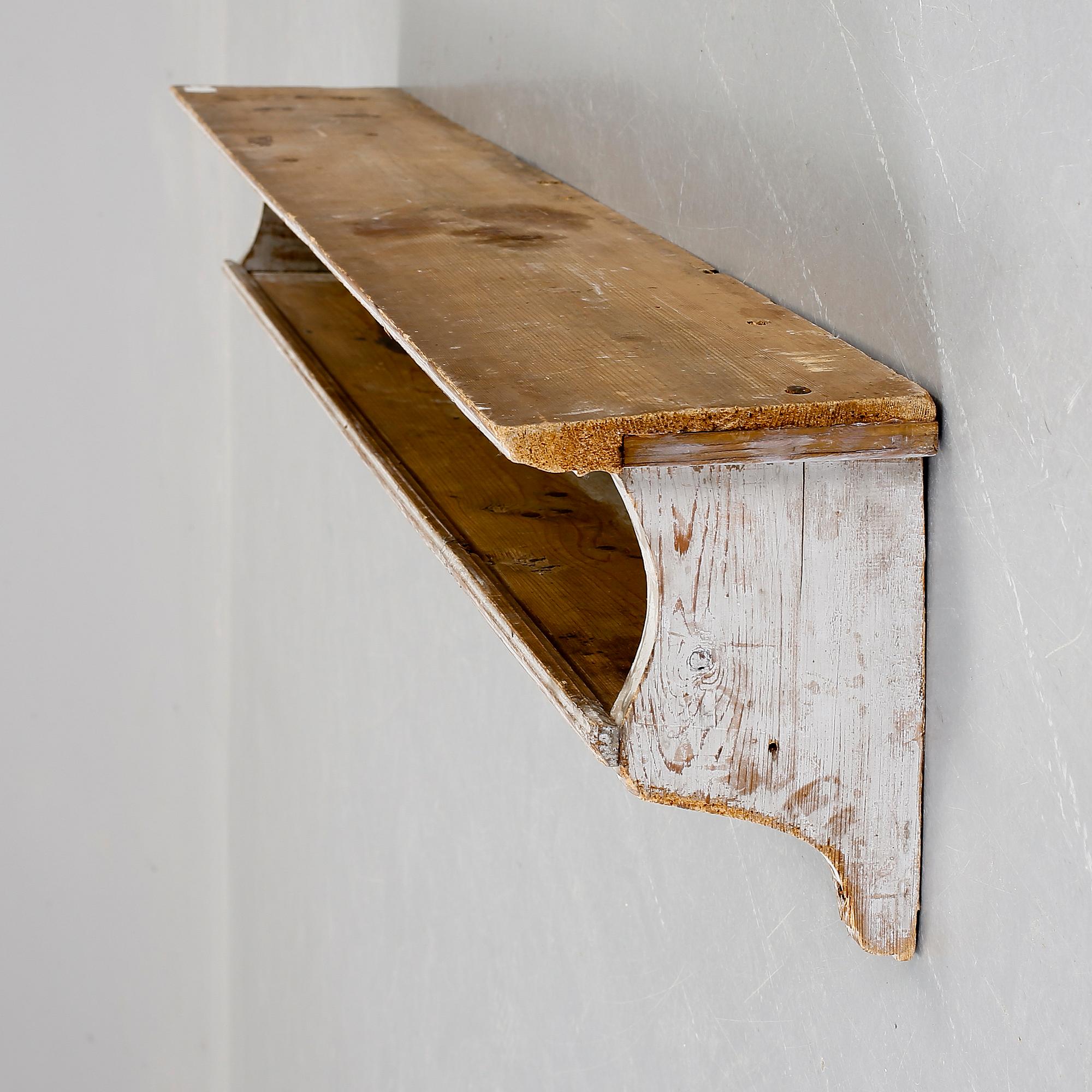 VÄGGHYLLA, 1800-tal.