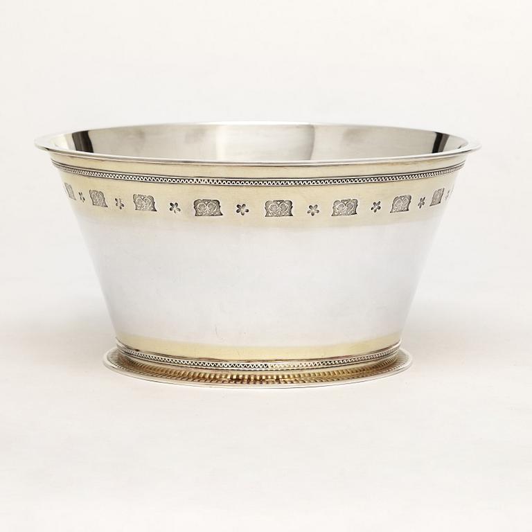 WIWEN NILSSON, skål, "Bysantinska modellen", Lund 1960, sterling, delvis förgylld.