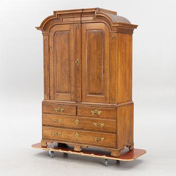 Cabinet, 18th century.