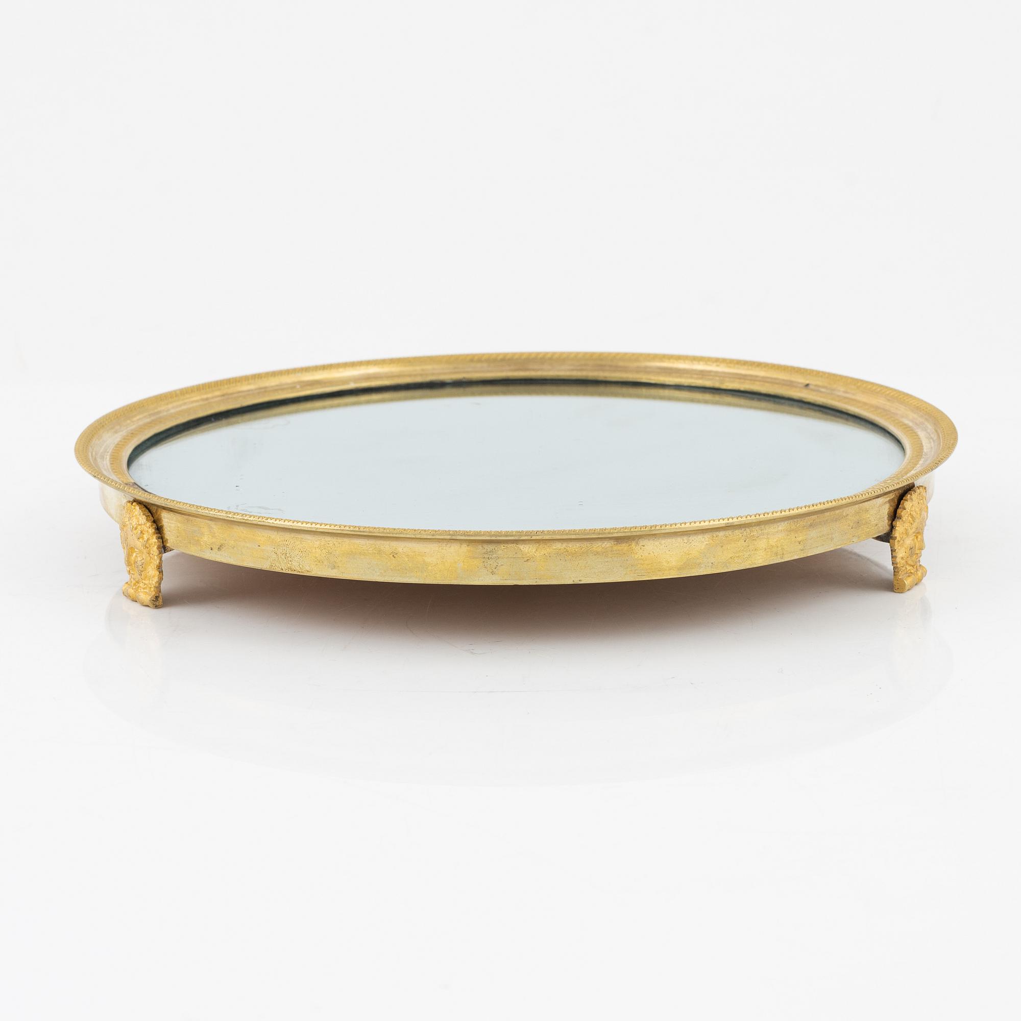 Bordsplateau, Empire, 1800-talets första hälft.