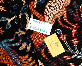 A Ziegler Ariana carpet, c. 292 x 203 cm.