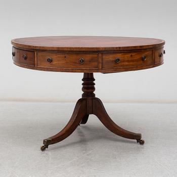 An English 19th century table.