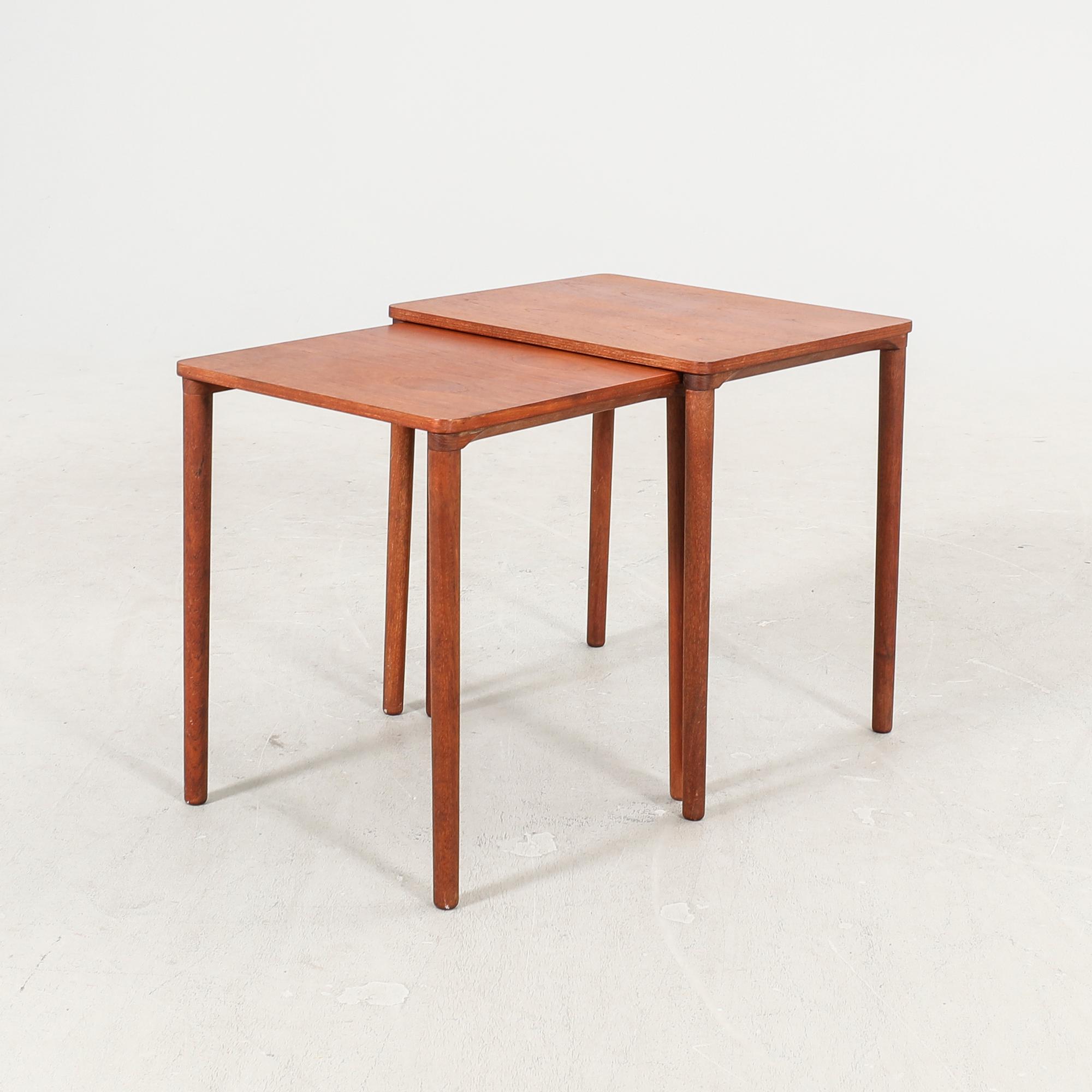 A Danish 1960s 2 pcs teak nesting table.