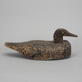 VETTE, bemålat trä, 1900-talets första del.