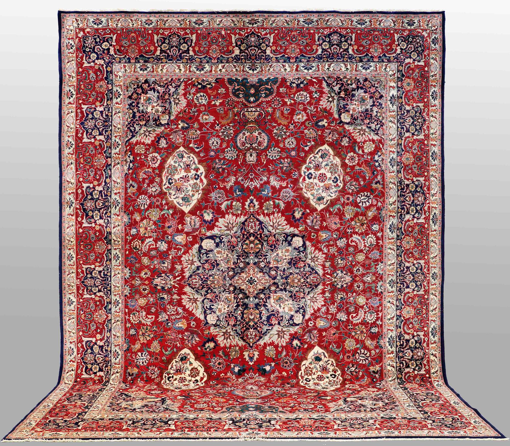 A CARPET, Tabriz, possibly, part silk, ca 417 x 300 cm.