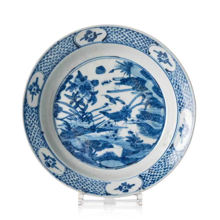 A blue and white dish, Ming dynasty (1368-1644).