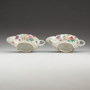 A pair of famille rose sauce boats, Qing dynasty, Qianlong (1736-95).